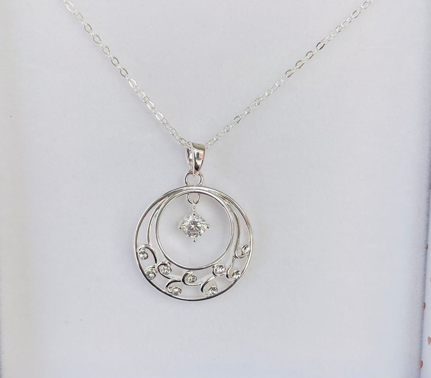 Swirls Sparkle Necklace Silver Plated