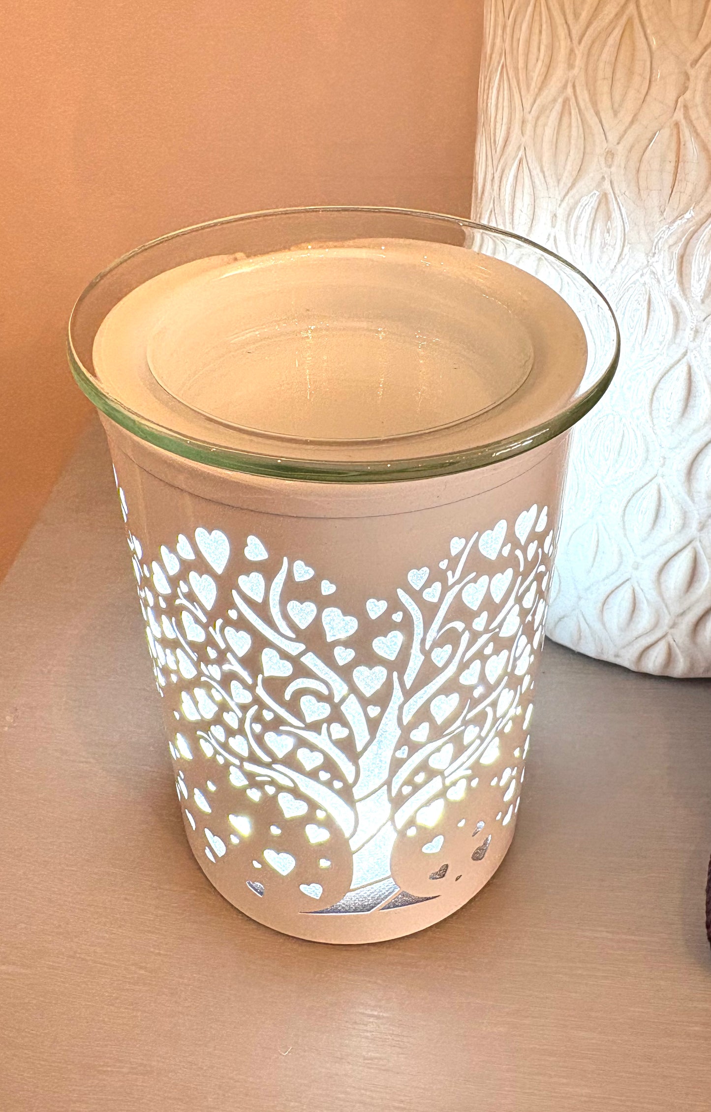 WHITE TREE HEART LED ELECTRIC WAX BURNER