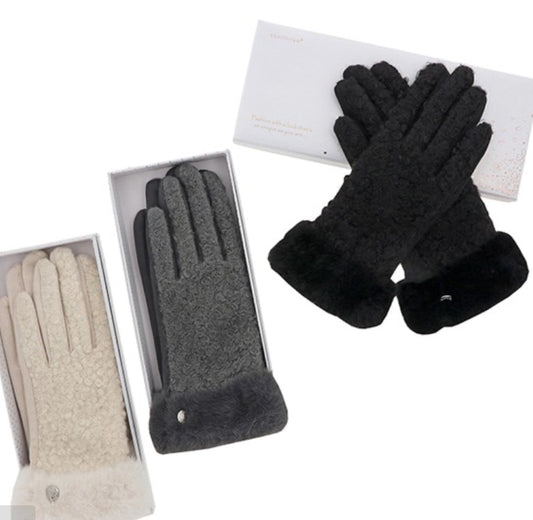 Faux Fur Teddy Boxed Gloves Black/Grey/Cream
