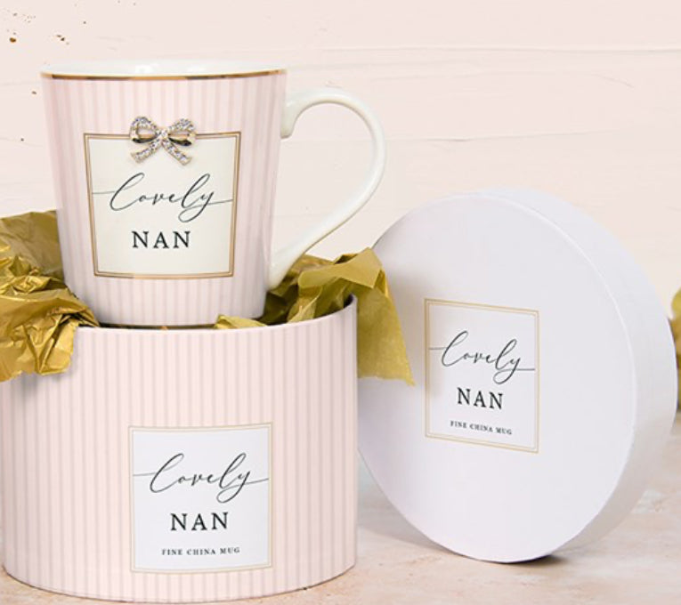 Lovely Nan Mug With Gold Bow