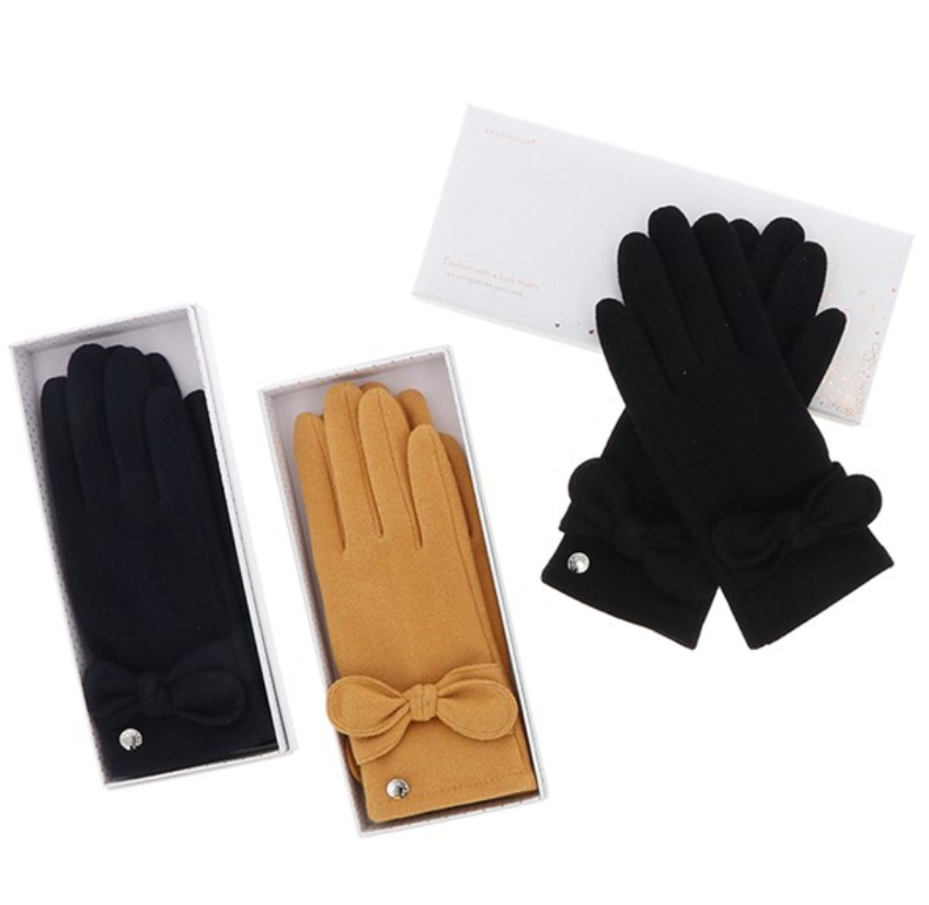 Two Tone Contrast Bow Boxed Gloves