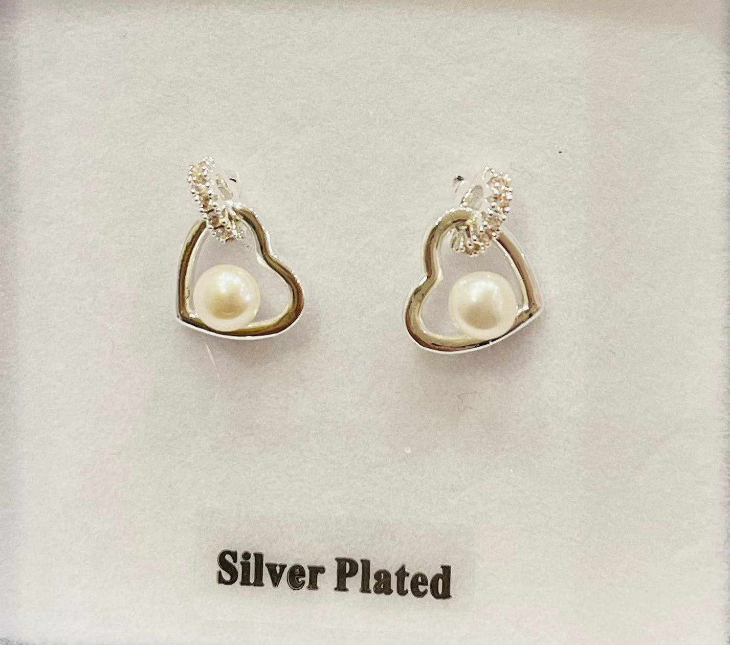Fresh Water Pearl Silver Plated Heart Earrings (6645826224199)