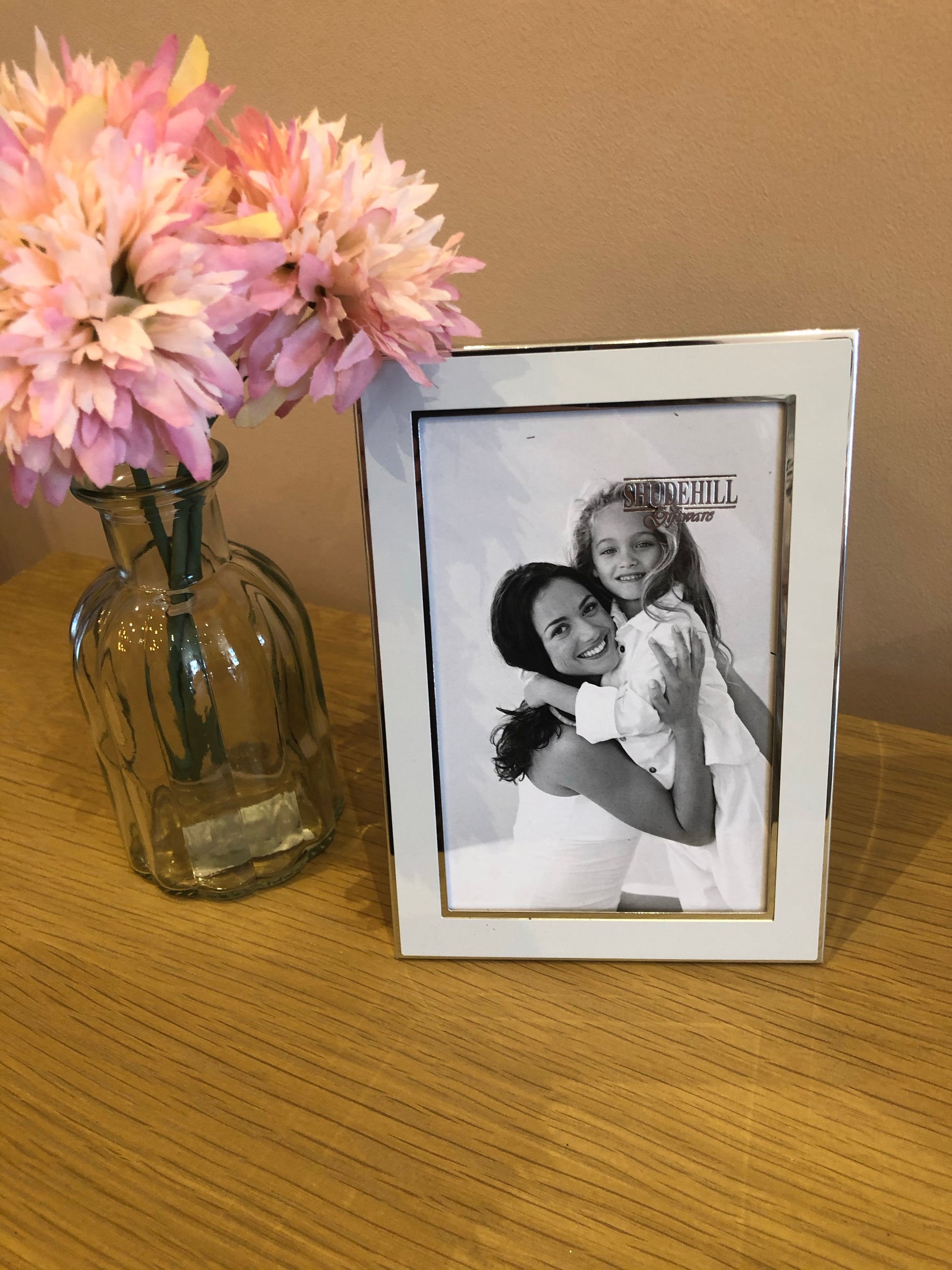 Plain White Silver Frame 4x6 (4663096934471)