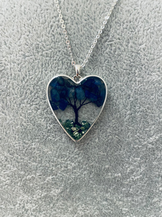 Tree Of Life Silver Plated Heart Necklace Lilazuli