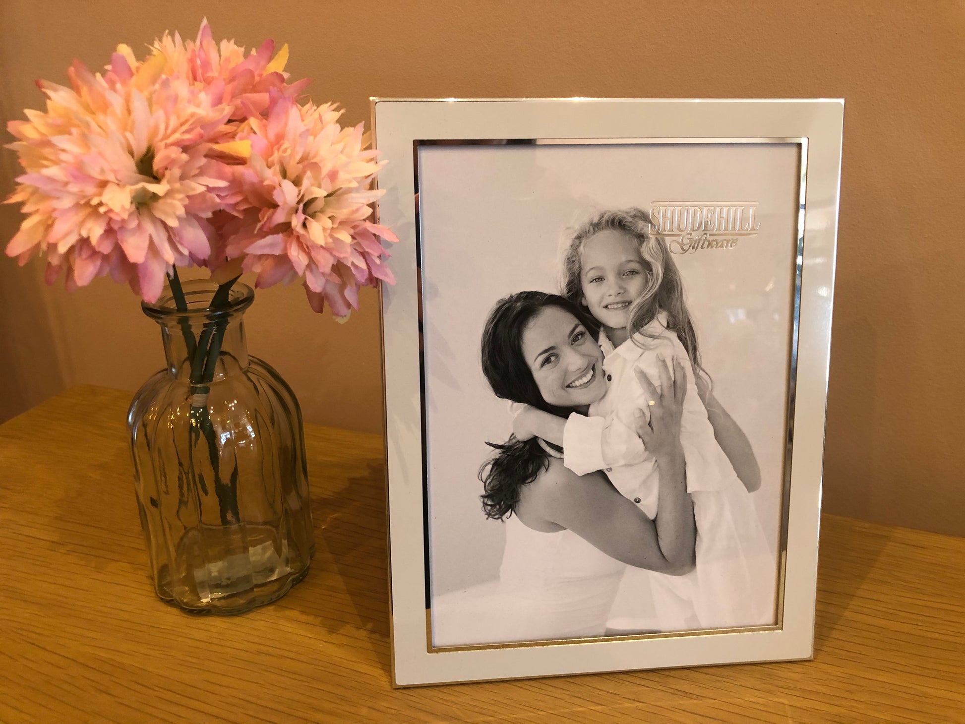 Plain White Silver Frame 6x8 (4663140188231)